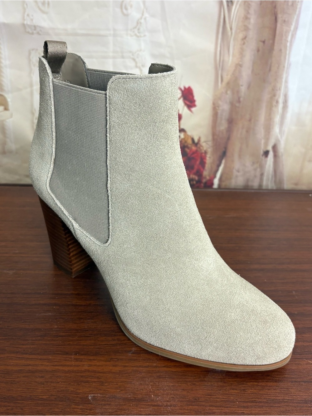 NEW Michael Kors Light Gray Suede Chelsea Ankle Boot - Picture 8 of 10